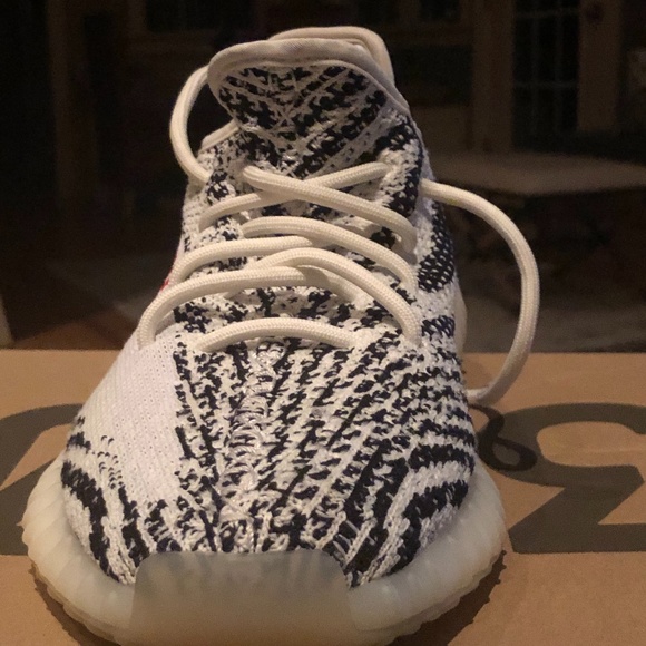 Yeezy boost 350 zebra
